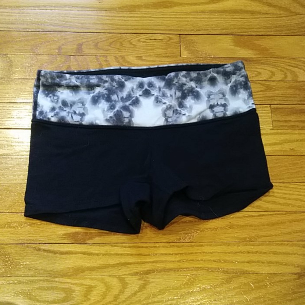 Tie-dye patterned booty shorts